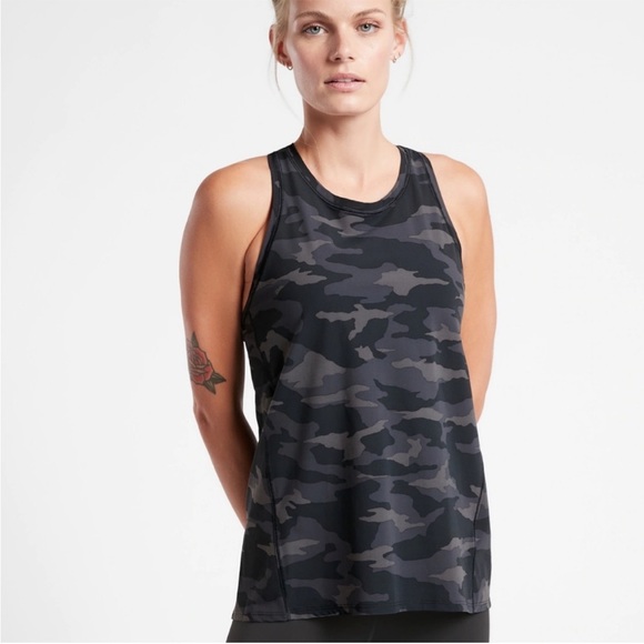 Athleta Tops - Athleta Ultimate Camo Train Tank Workout Top Size XL